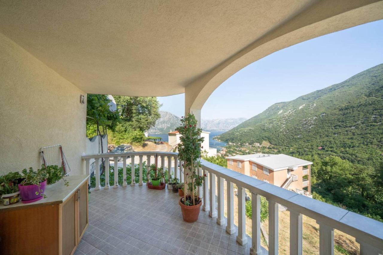 Apartments Zeko Donji Morinj Dış mekan fotoğraf